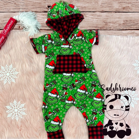 Grinch kids Romper, SIZE 6 ONLY - Picture 6 of 7